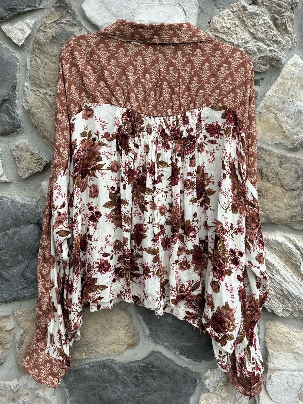 Urban Daizy Oversized Boho Top Size M Floral Patchwork Flowy Raw Hem Shabby Chic - Picture 2 of 6